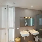 Luxury Bkm In Playa Del Duque * Адехе