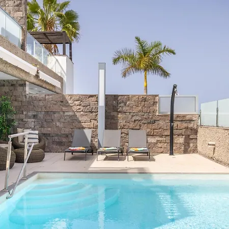 Luxury Bkm In Playa Del Duque