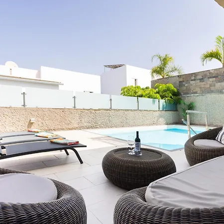 Luxury Bkm In Playa Del Duque 阿德耶
