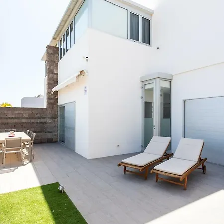 Luxury Bkm In Playa Del Duque 阿德耶