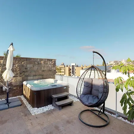 Luxury Bkm In Playa Del Duque ヴィラ アデヘ
